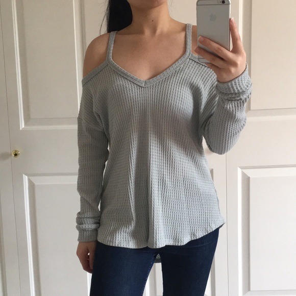 LIV - Light Blue Waffle Material Shoulder Cutout Top Blouse - Picture 4 of 7